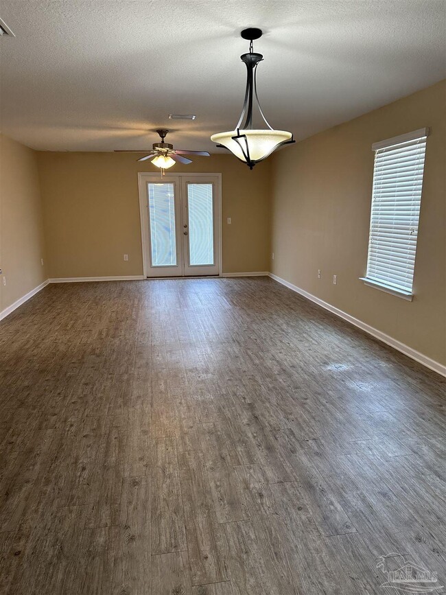 Building Photo - 6482 Flora Court