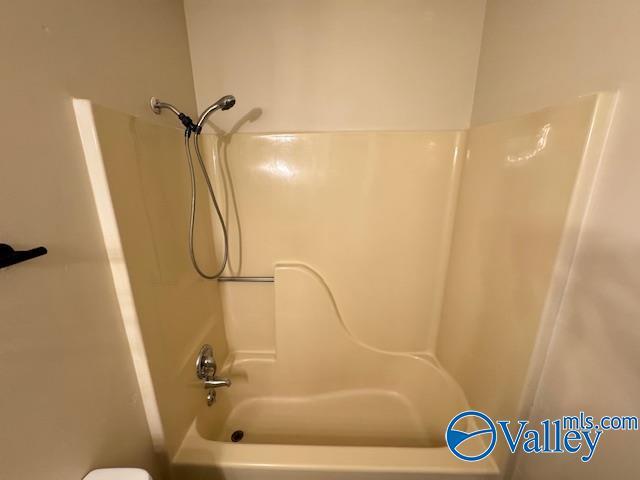 Building Photo - 2617 Venetian Way NW