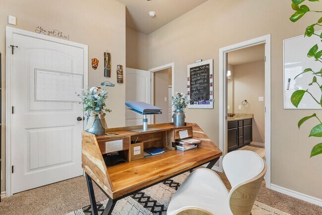 Building Photo - Half Off First Months Rent!!!