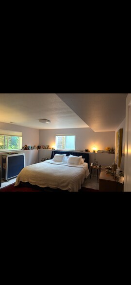 Building Photo - 3839 Letitia Ave S