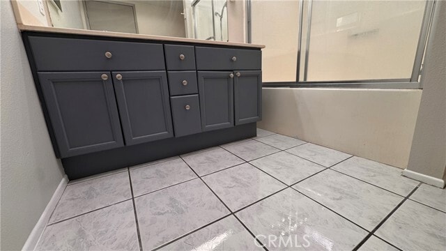 Building Photo - 815 Alpine Dr