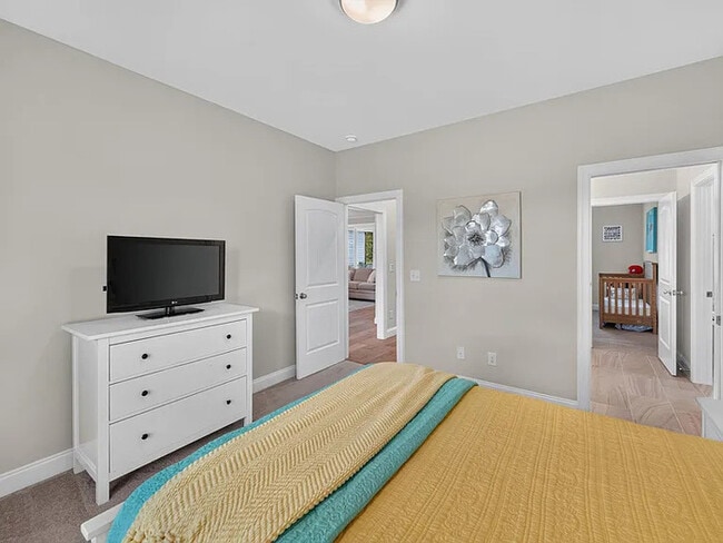 Building Photo - Lease OR Lease to Own