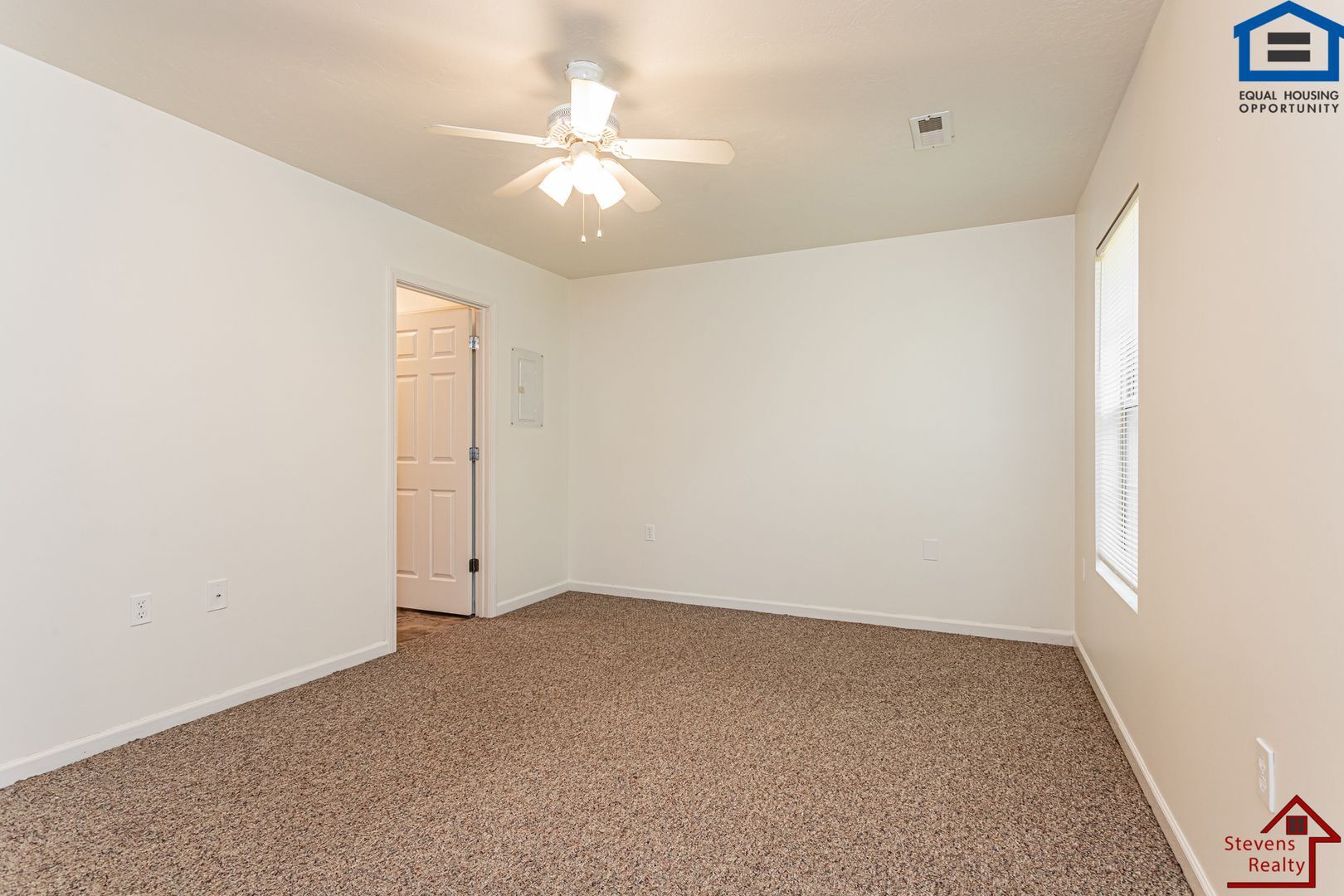 Building Photo - 6485 Son Light Way