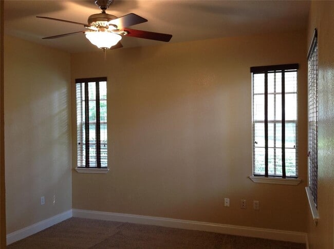 Building Photo - 2612 Robert Trent Jones Dr