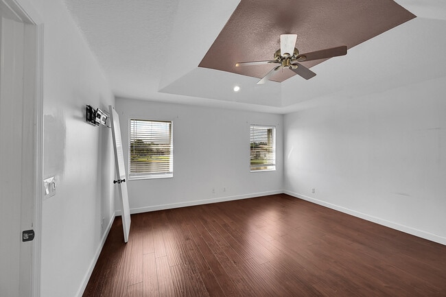 Building Photo - 7306 Michigan Isle Rd