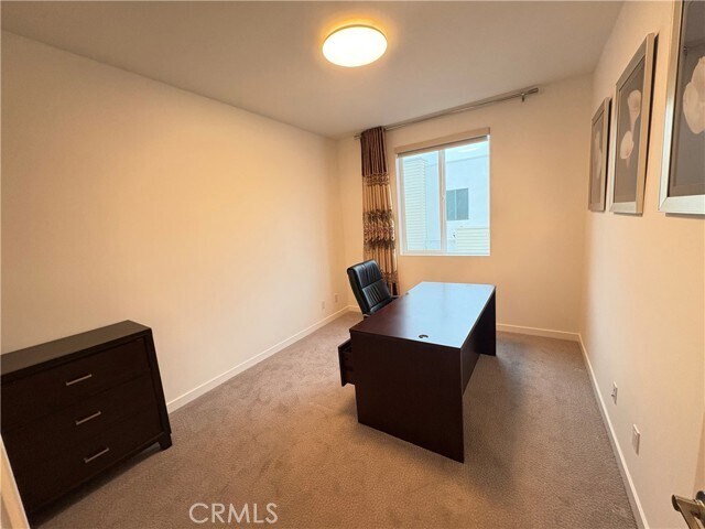 Building Photo - 11051 Momentum Dr