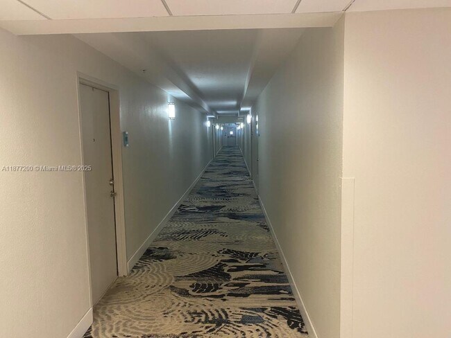 Building Photo - 3001 S Ocean Dr