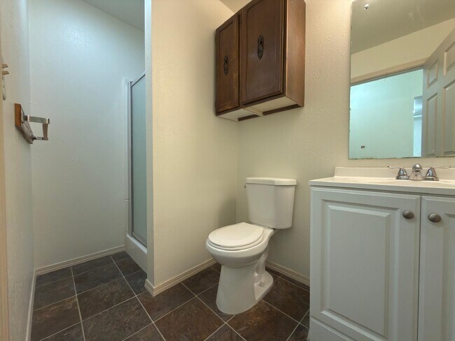 Building Photo - 320 E Indiana Ave