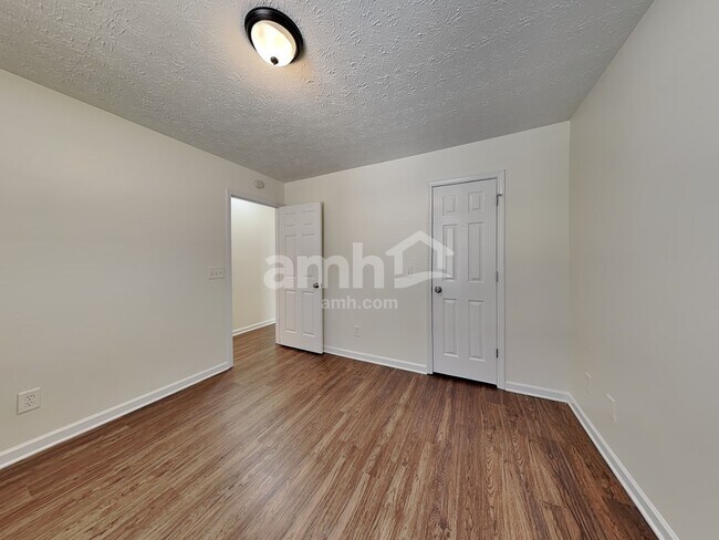 Building Photo - 78 Red Maple Way