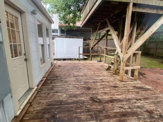 Building Photo - 4425 Ione St