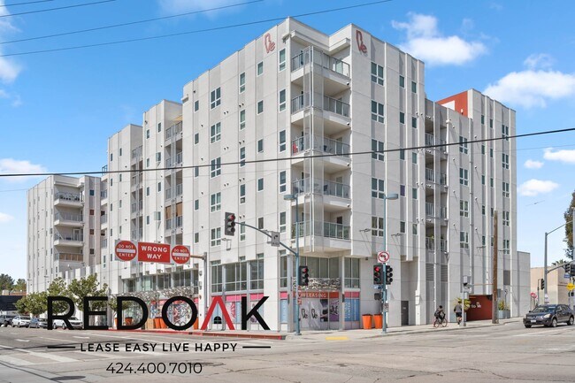 Building Photo - 11405 Chandler Blvd