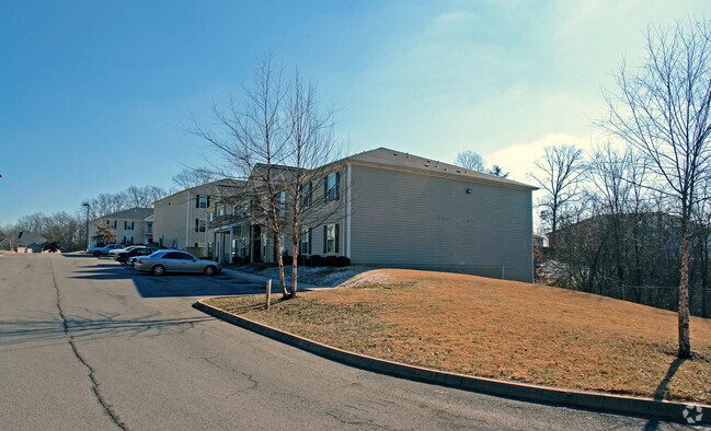 Building Photo - Dunhill Flats