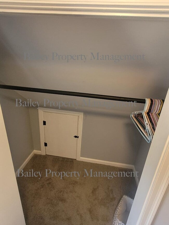 Building Photo - 1310 Southgate Ave