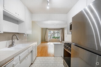 Interior Photo - 1438 10th St