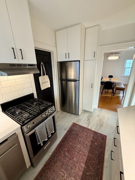 Building Photo - 3532 Humboldt Ave S