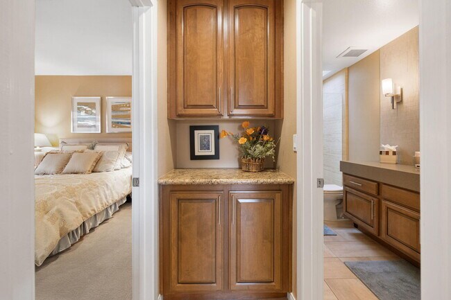 Building Photo - 73416 Poinciana Pl