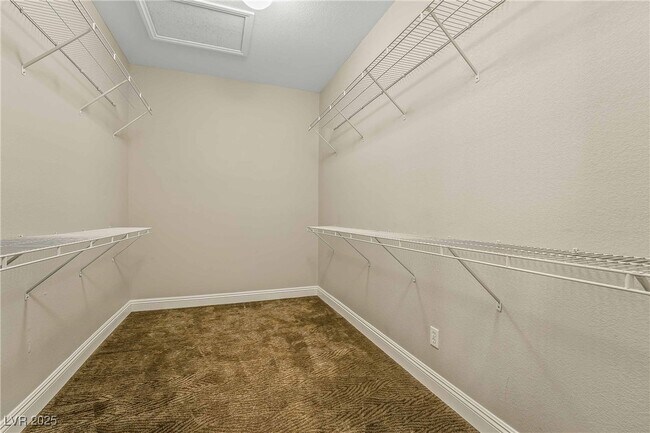 Building Photo - 2583 Mizzoni Cir