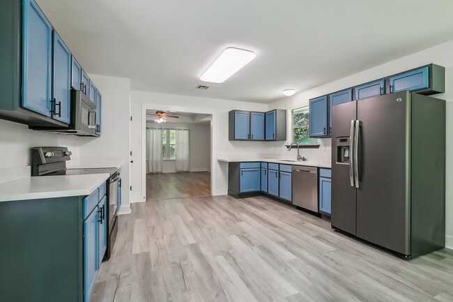 Building Photo - 23201 LA-1088