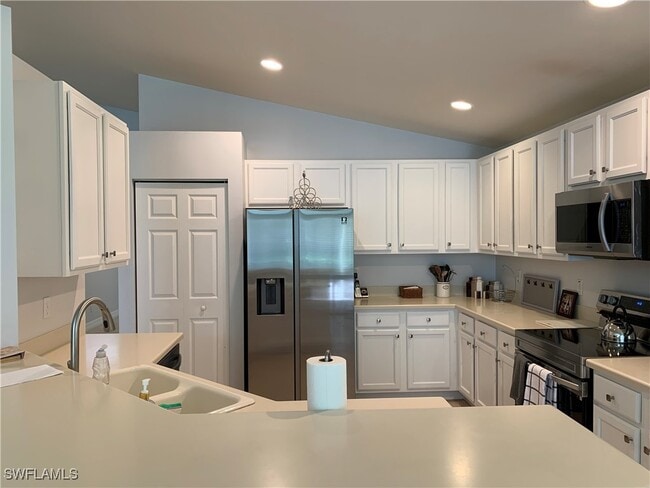 Building Photo - 2065 Isla De Palma Cir