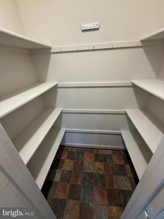 Building Photo - 4345 Normandy Ct