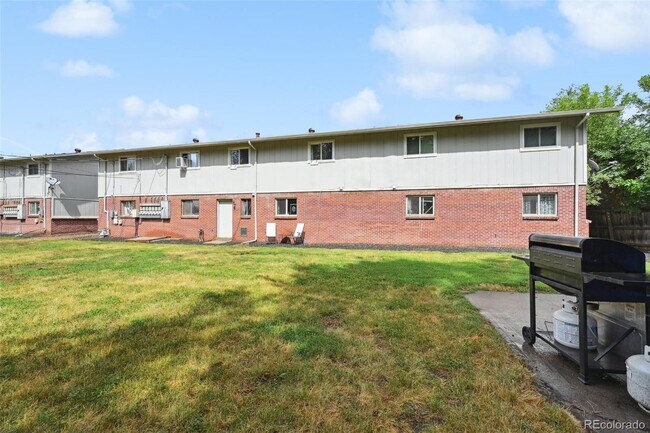 Building Photo - 3705 Quail St