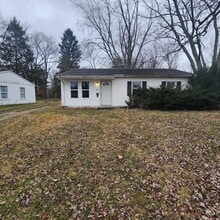 Building Photo - 1009 Glenwood Dr