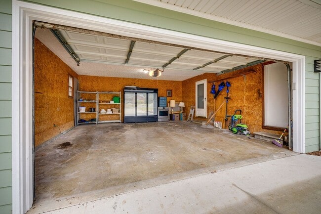 Building Photo - 1314 Woodland Ave