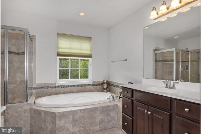 Building Photo - 1310 Idlewild Blvd