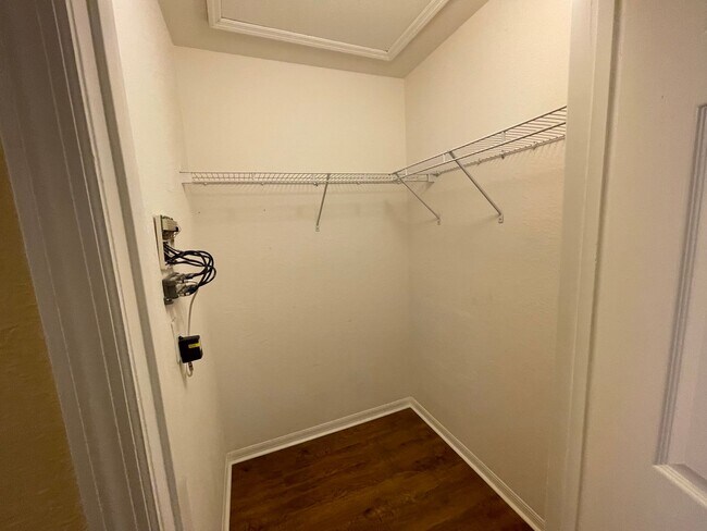 Building Photo - ANNUAL RENTAL - VANDERBILT PLACE AT CAMDEN COVE-3 BED/2 BATH