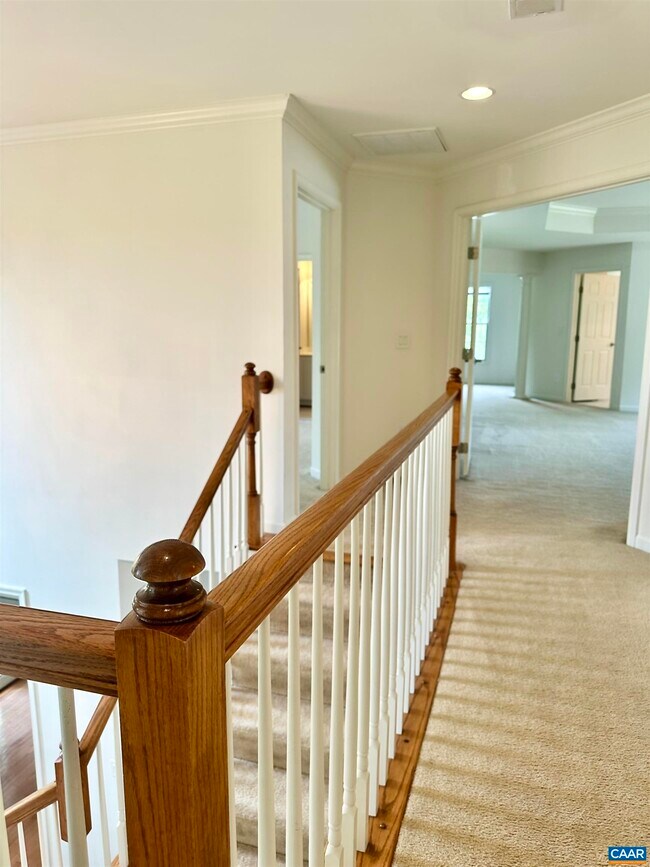 Building Photo - 252 Millstream Dr