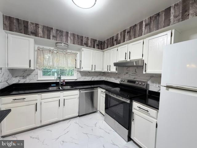 Building Photo - 14934 Lady Madonna Ct
