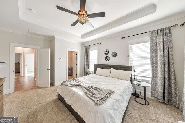 Building Photo - 320 Oak Arms Wy