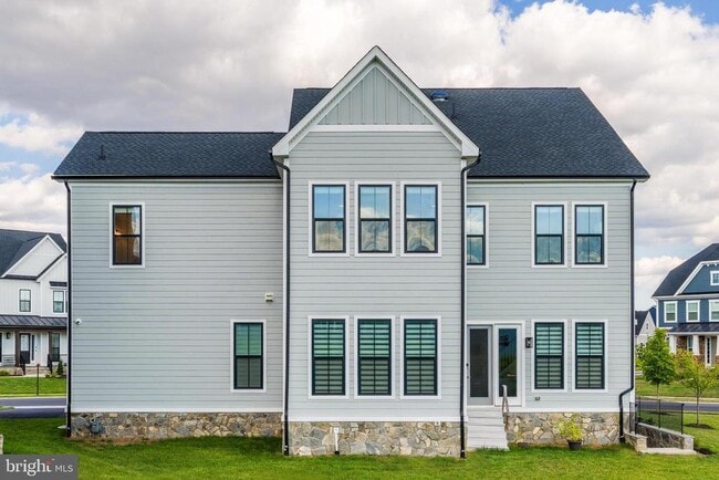 Building Photo - 23765 Fairfield Knl Ct