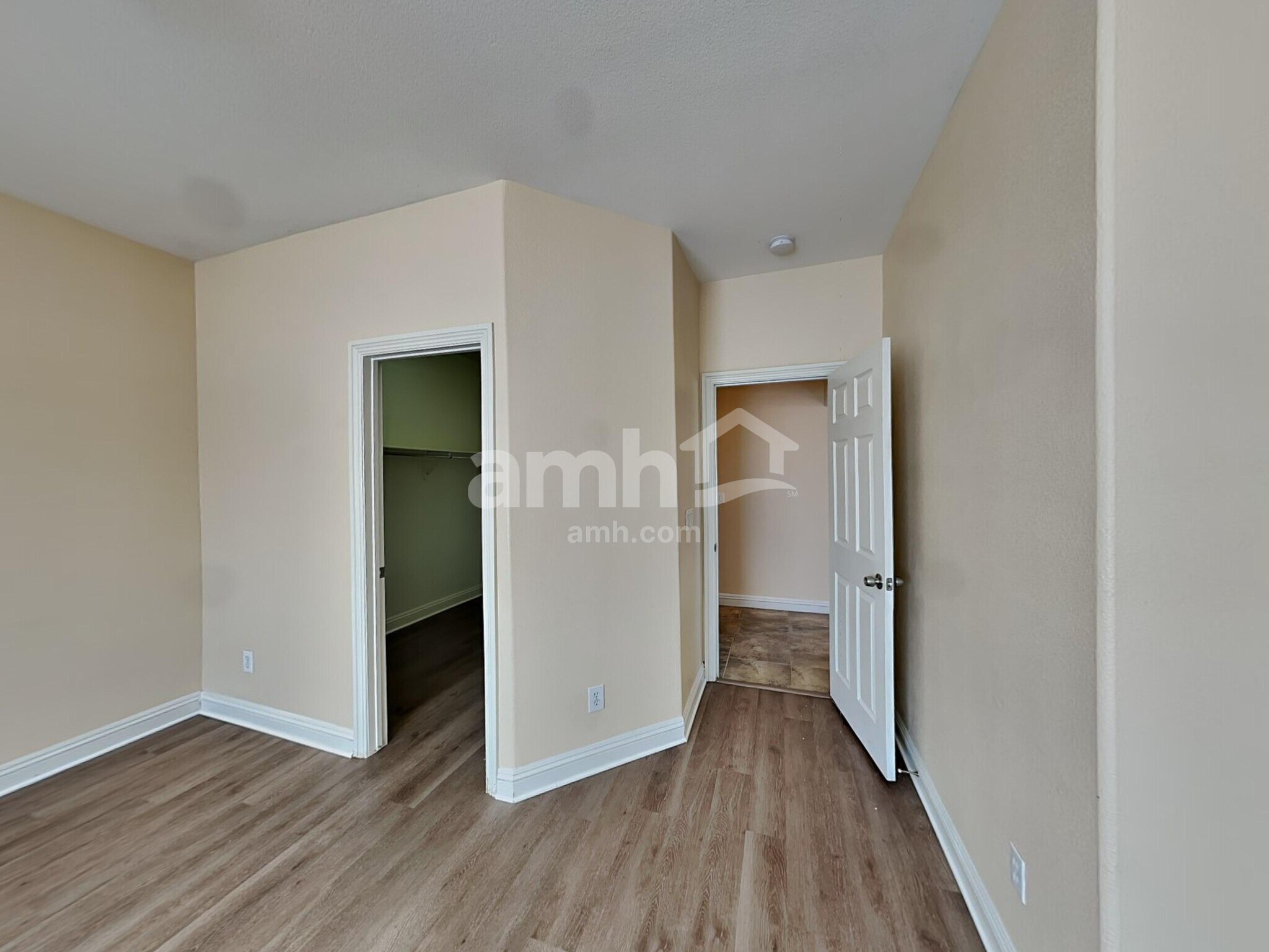 Building Photo - 5842 Crumbling Ridge St