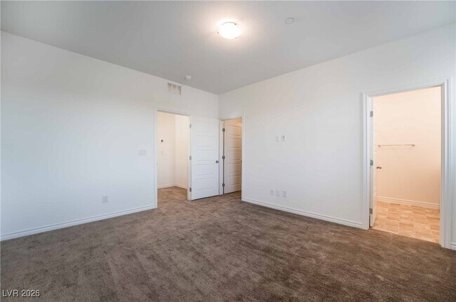 Building Photo - 25 Barbara Ln