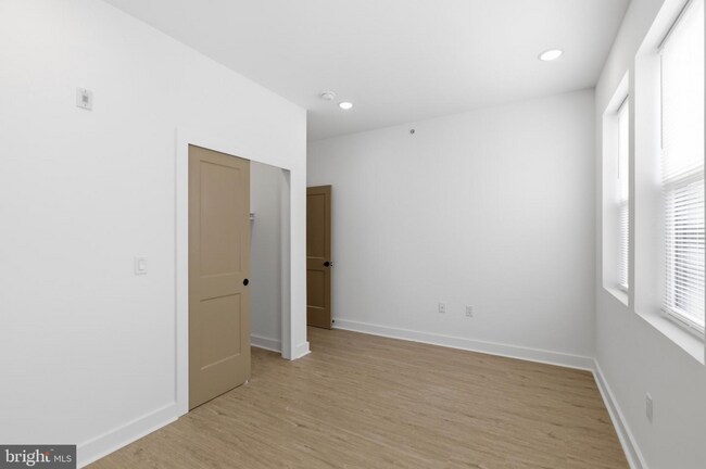 Building Photo - 4021 Brown St