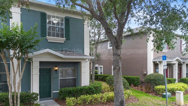 Building Photo - 3434 Wilshire Way Rd
