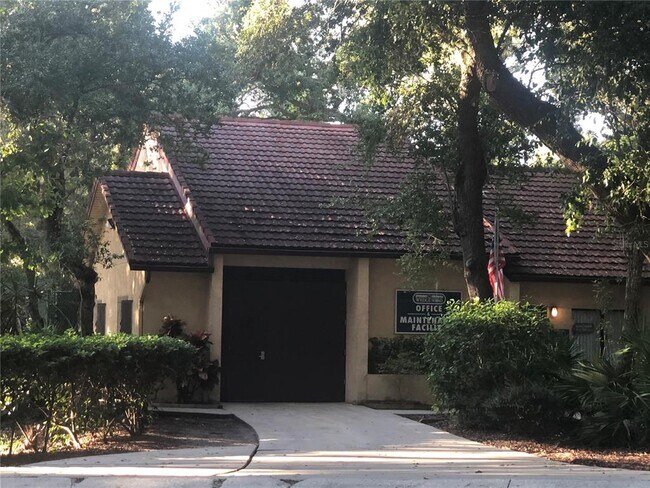 Building Photo - 2721 5th Ct