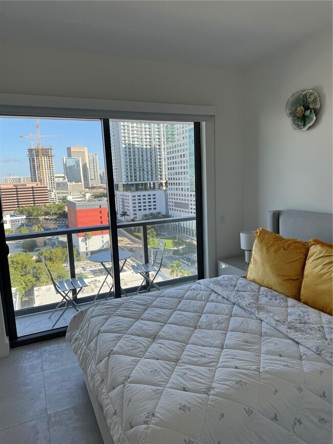 Building Photo - 239 SW 9th St