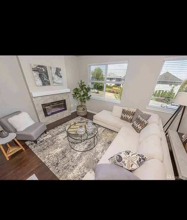 Building Photo - 3230 148th St SW