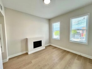 Building Photo - SPECTACULAR, COMPLETELY RENOVATED 2 BED/1 BATH FULLY!!!