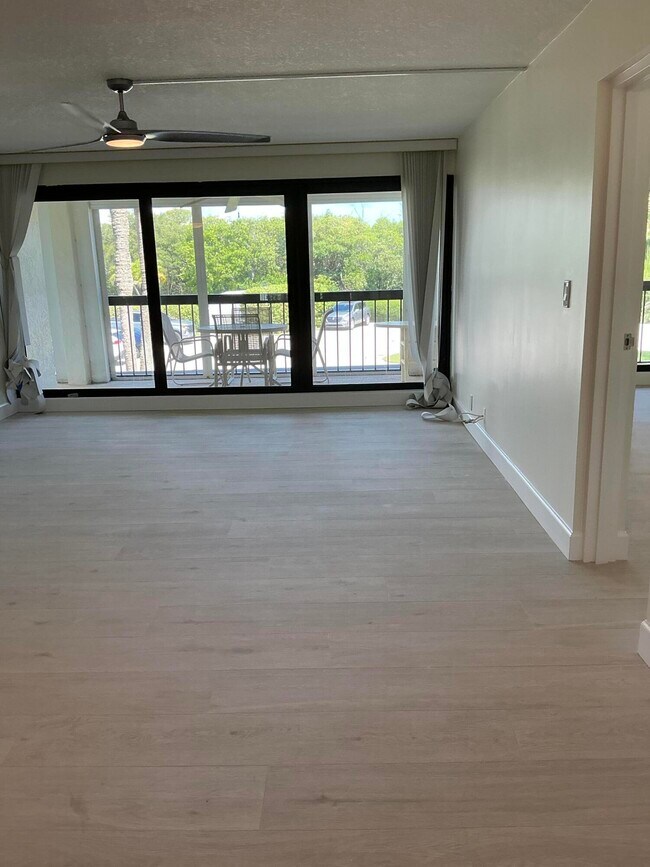 Building Photo - 3792 NE Ocean Blvd