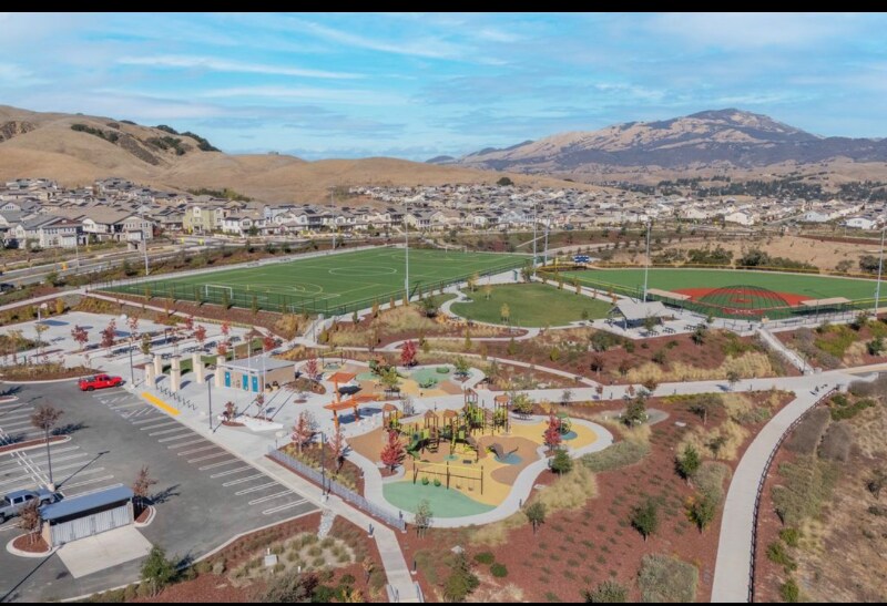 Building Photo - 1423 Venice Ter