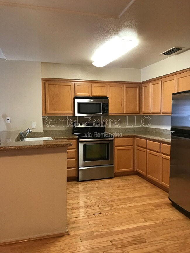 Primary Photo - 2915 N Texas St