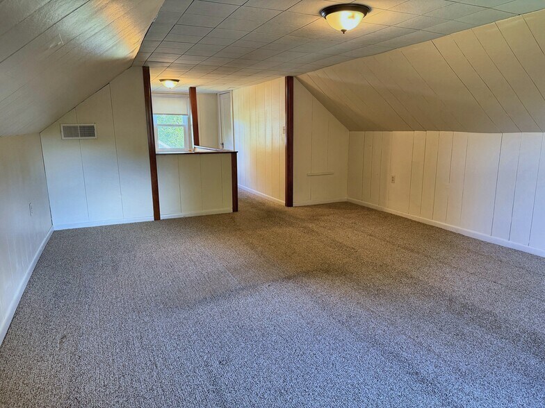 Bedroom 3 - 629 Maple Dr