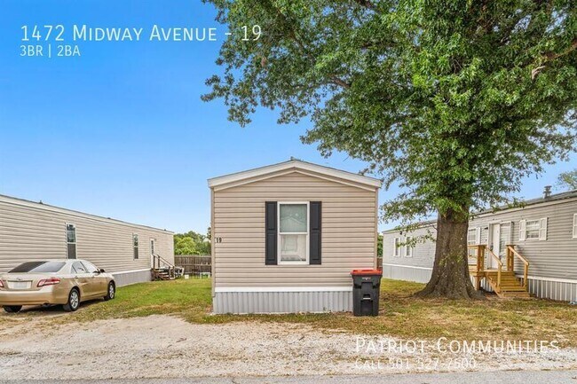 Building Photo - 1472 Midway Ave