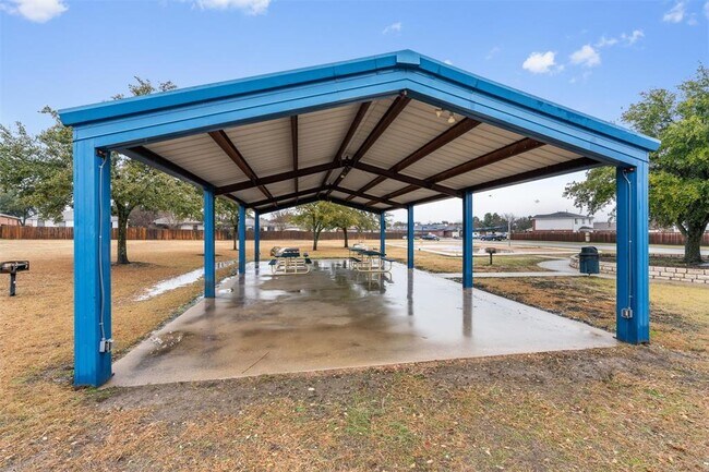 Building Photo - 107 McCarthur Dr