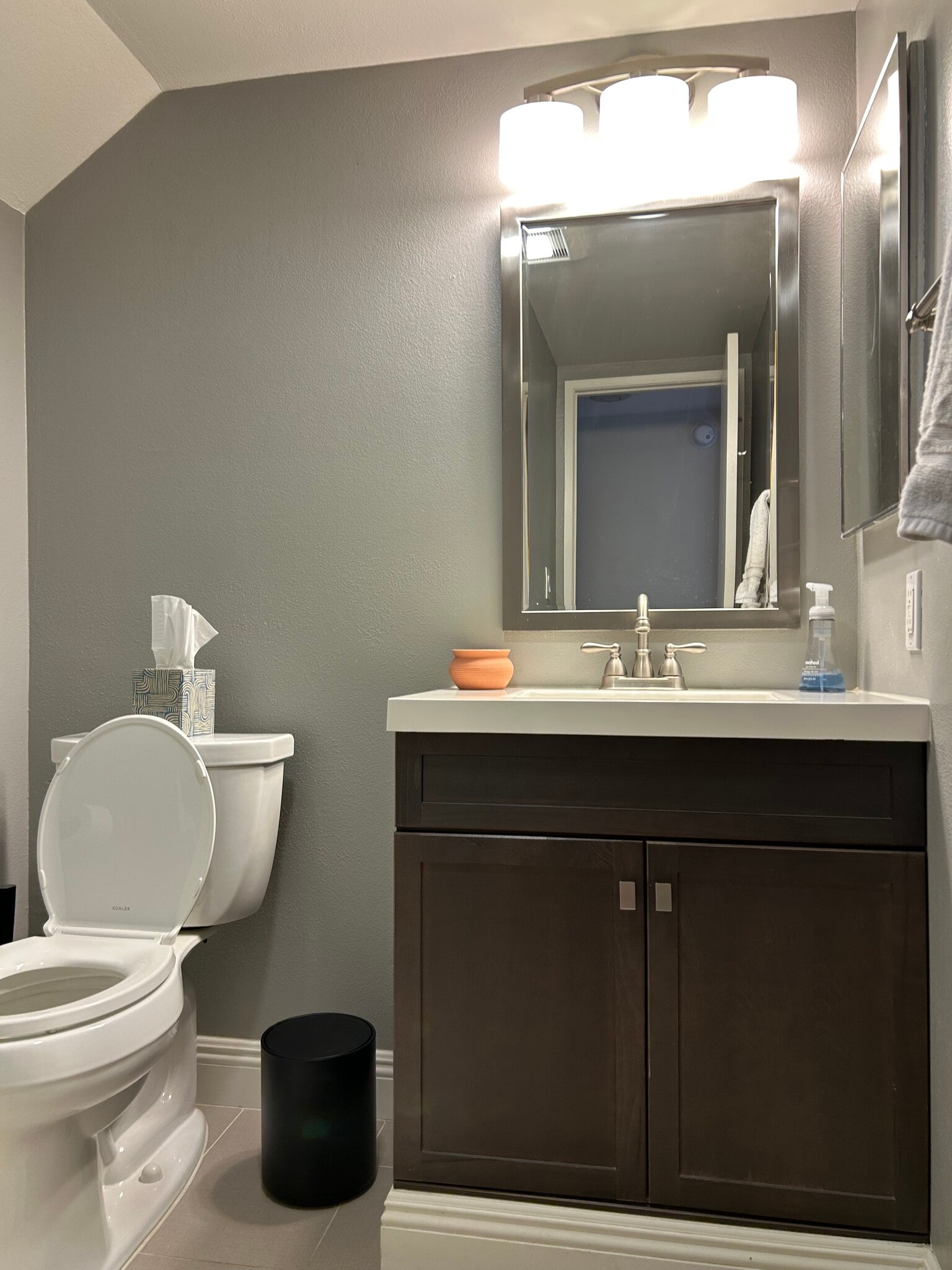 Building Photo - 15169 Magnolia Blvd