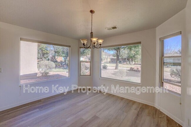 Building Photo - 259 S 300 W