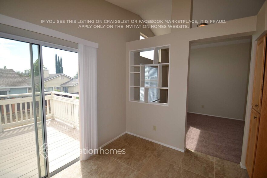 Building Photo - 5117 Hereford Ct